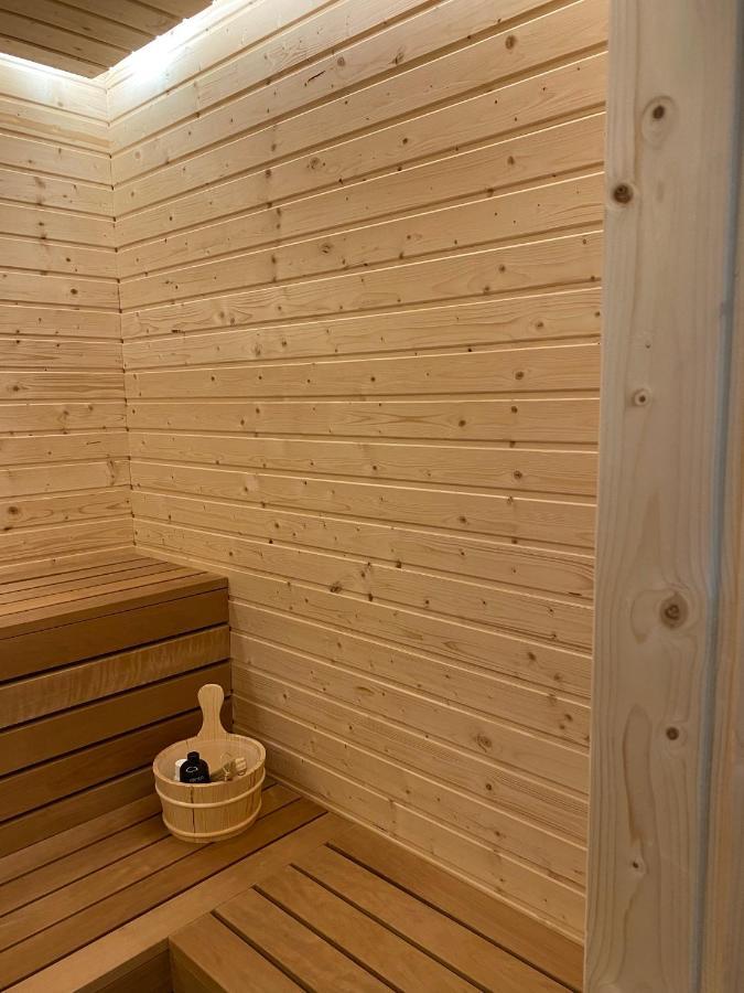 Paskom Apartmanhaz Nyergesujfalu Bagian luar foto
