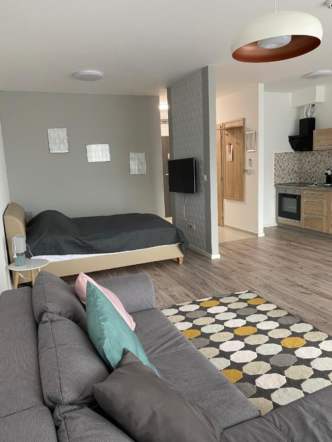 Paskom Apartmanhaz Nyergesujfalu Bagian luar foto