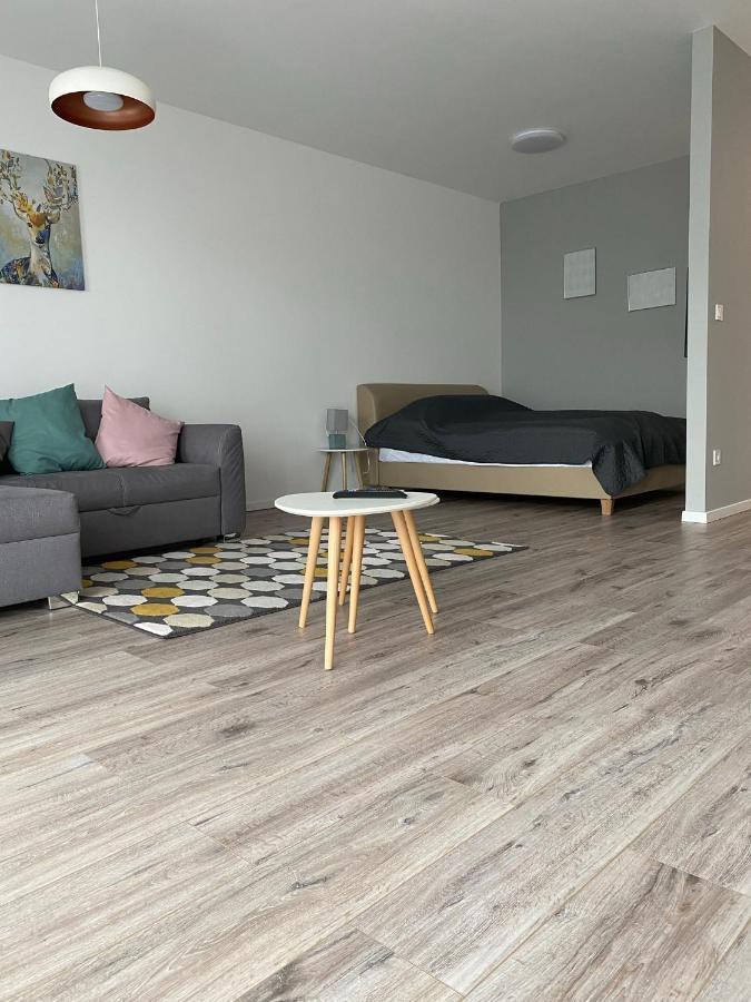 Paskom Apartmanhaz Nyergesujfalu Bagian luar foto